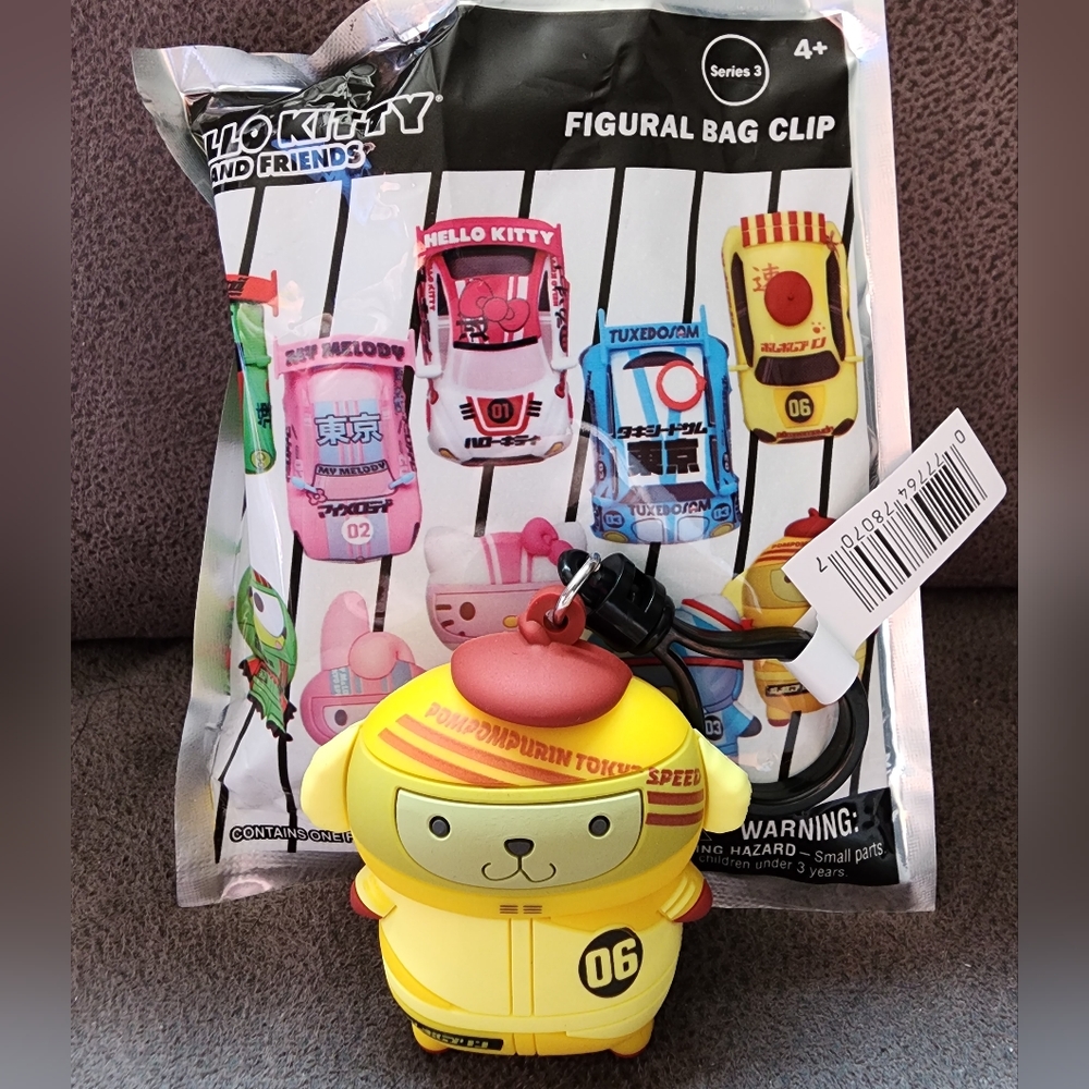 New Open Hello Kitty and Friends 3D Foam Character Series 3 Bag Clip Pompompurin